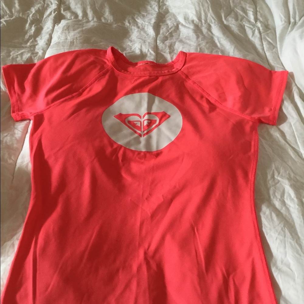 Roxy women’s rash guard